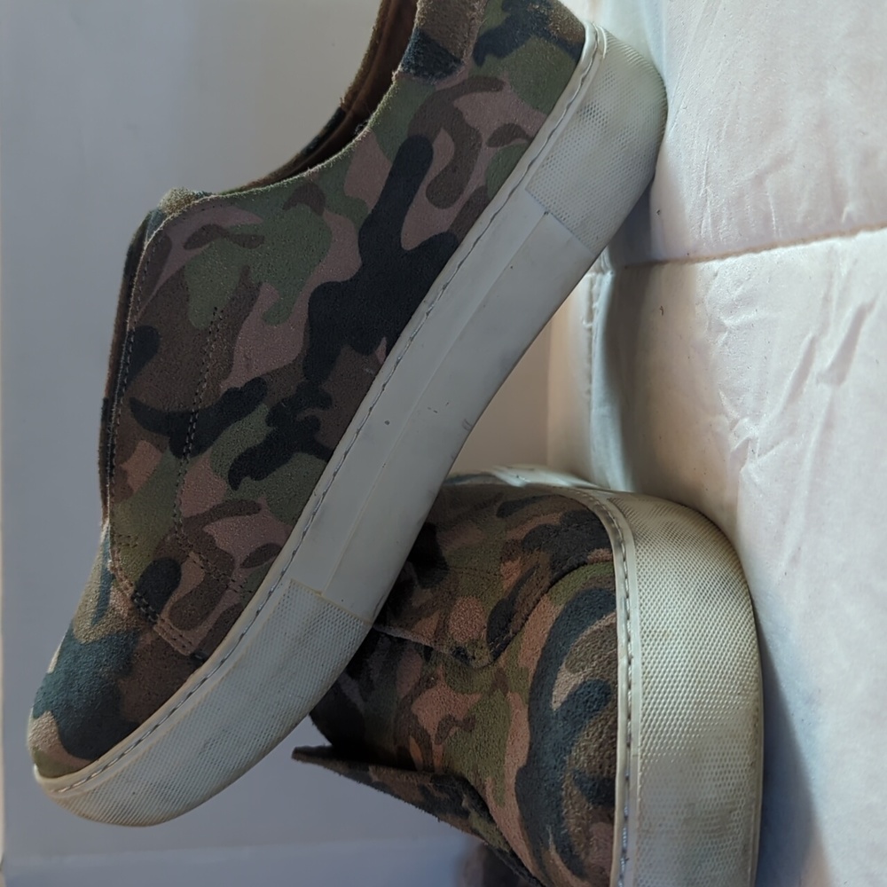 JSlides Platform Camp Slip On